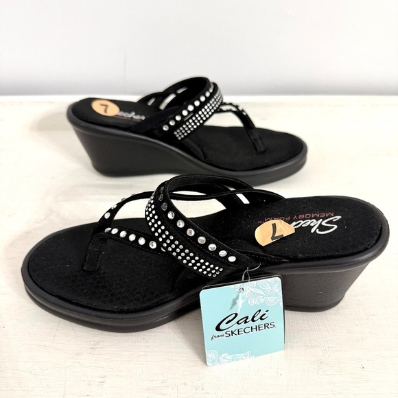 Skechers Black Rhinestone Cali Rumblers Comfort Slip On Wedge Sandals Size 7 - Picture 5 of 16